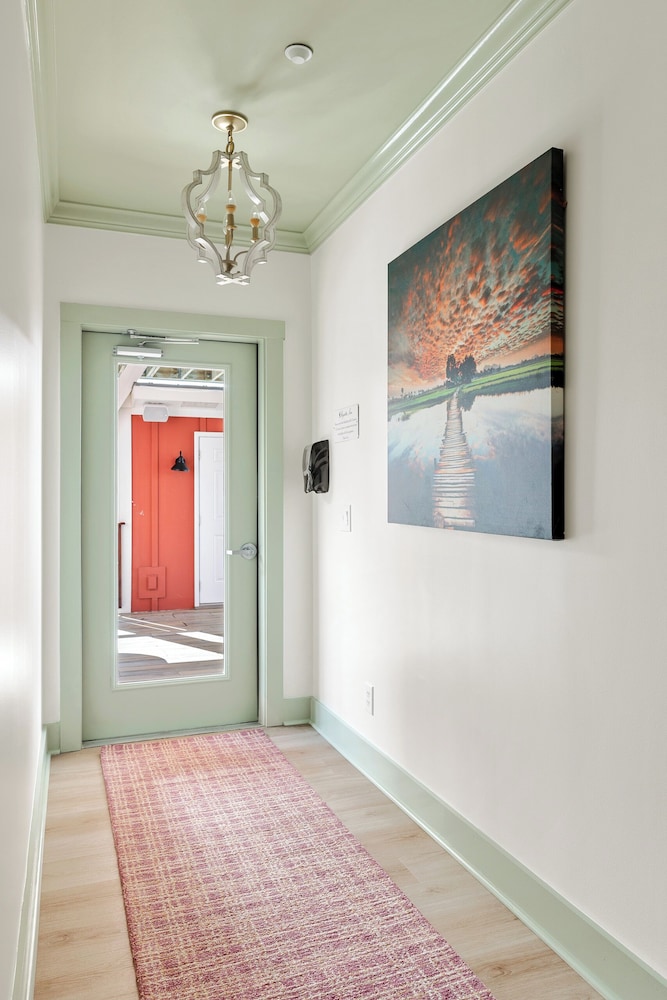 Regatta Inn 20/64