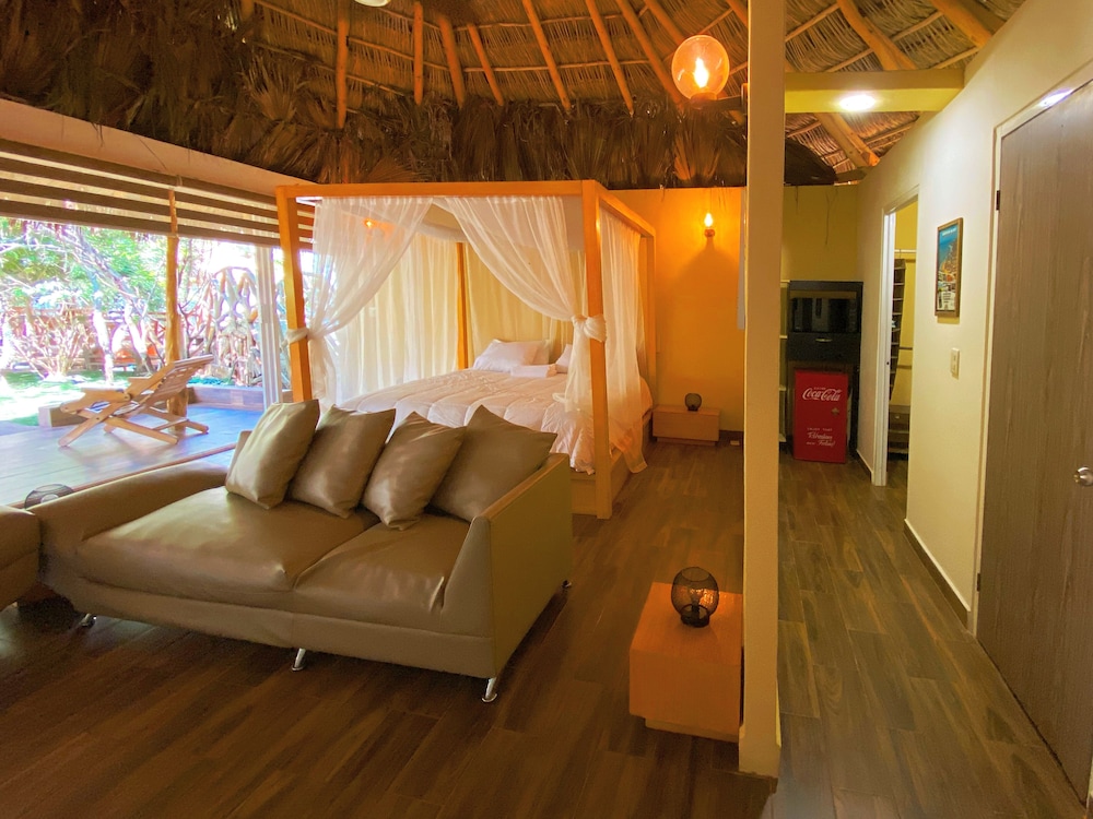 Palm Valley Cabins 25/50
