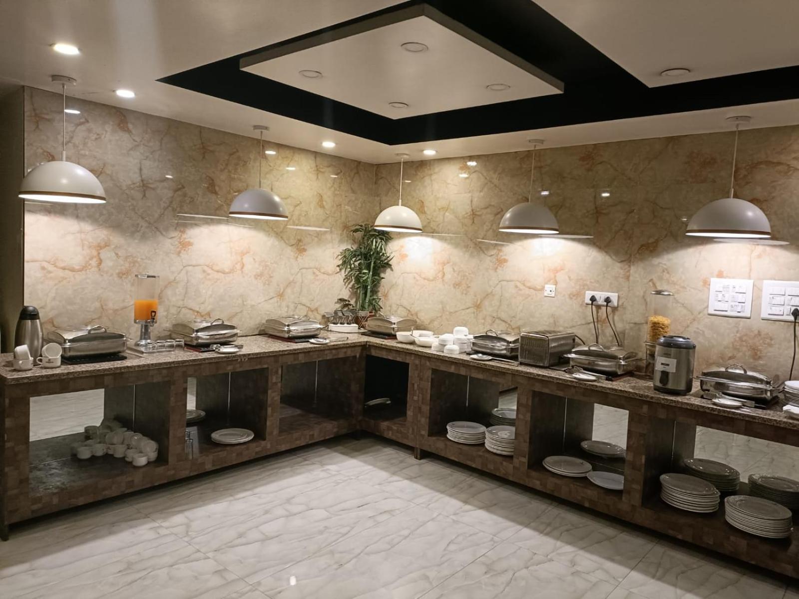 Hotel Aalcajars Inn 37/50