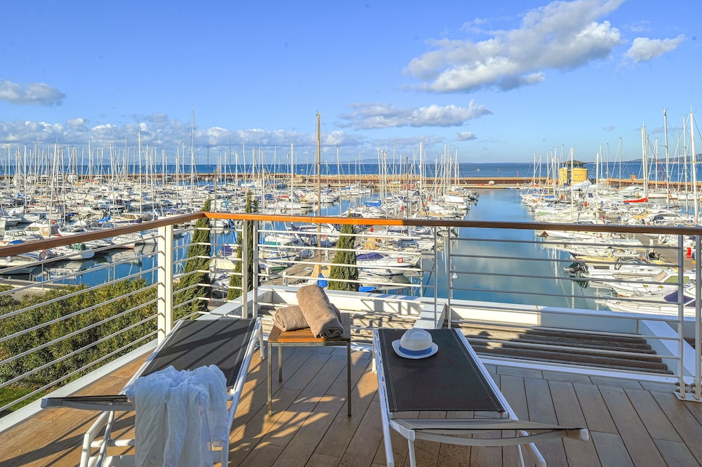 RESORT BAIA SCARLINO 31/75