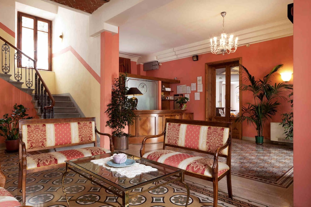 Hotel Savoia E Campana 49/72