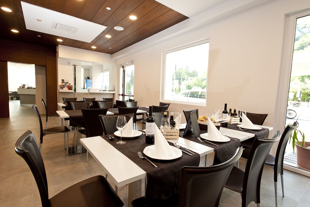 Hotel Rubino 47/63