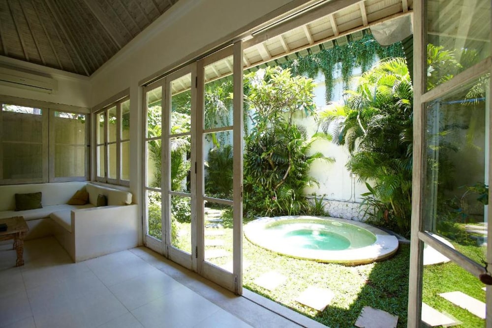 Artemis Villa And Hotel 22/46