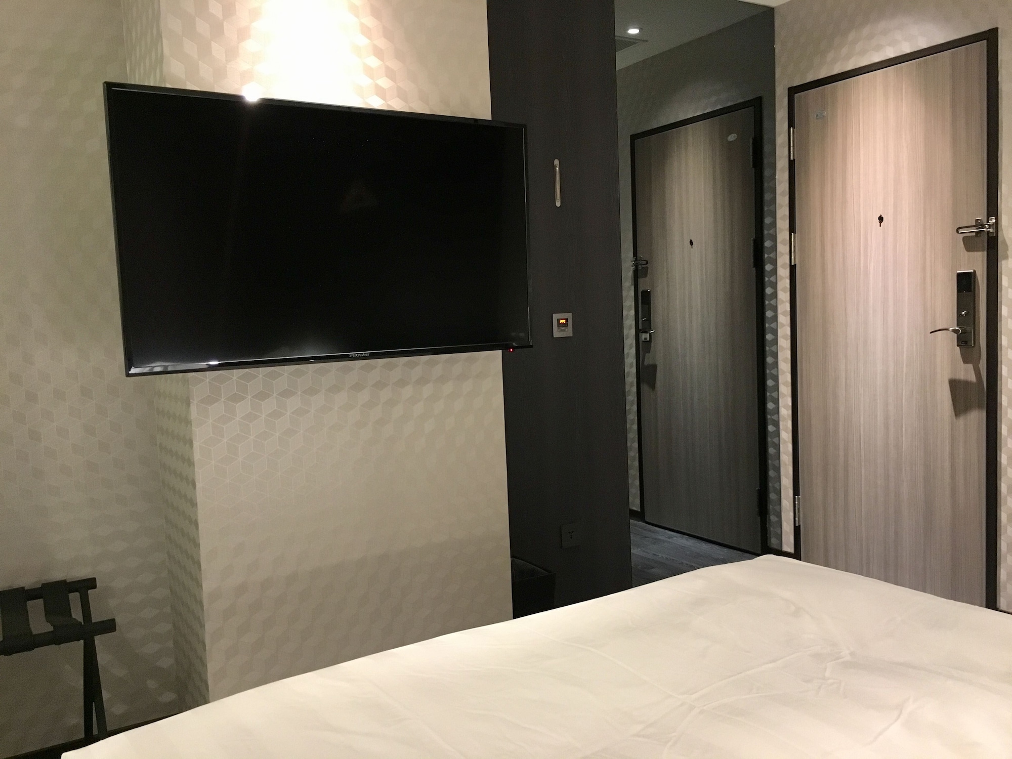 Elegant, Soho, Double Bed, No Window