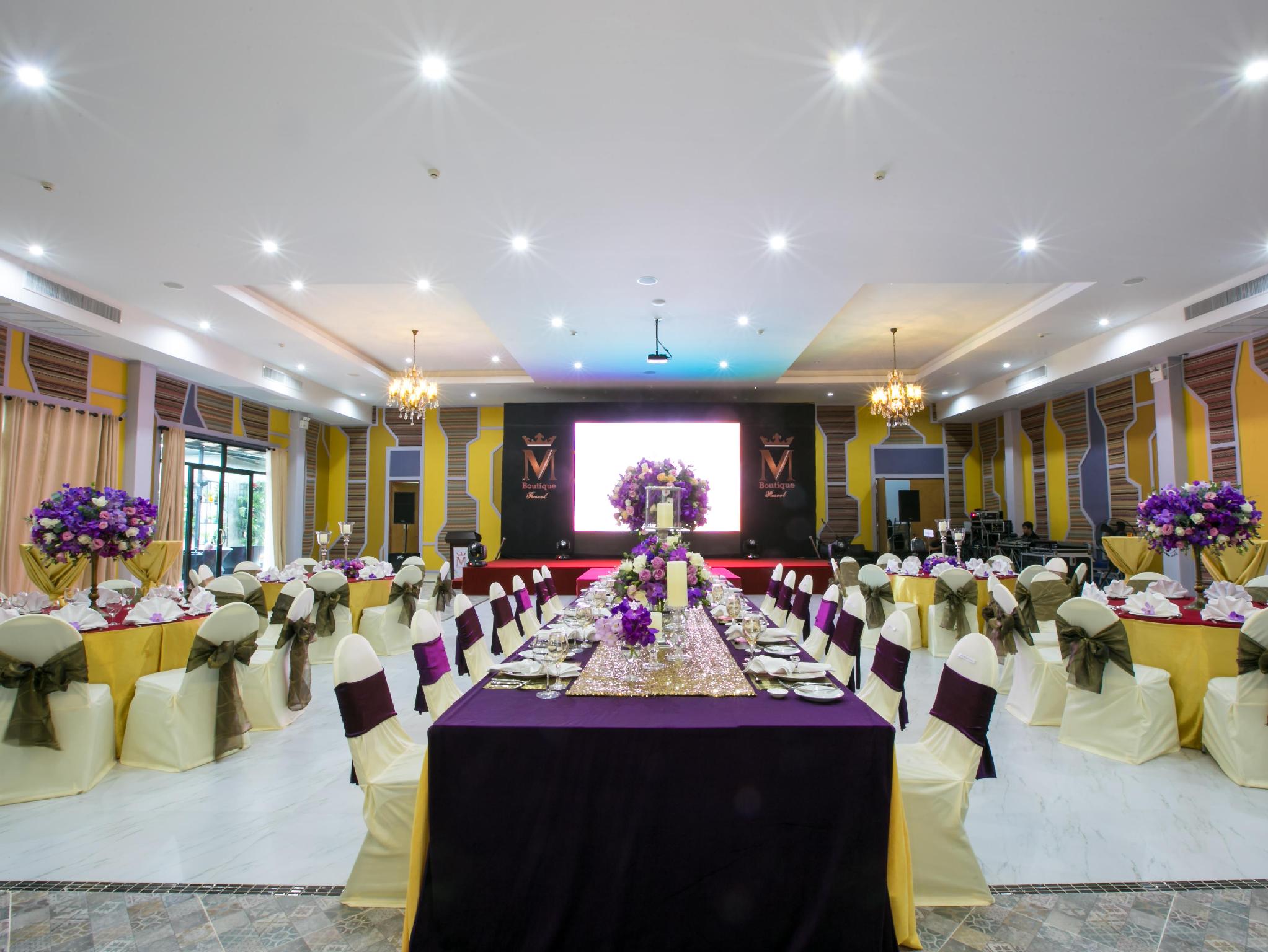 M Boutique Resort 34/52