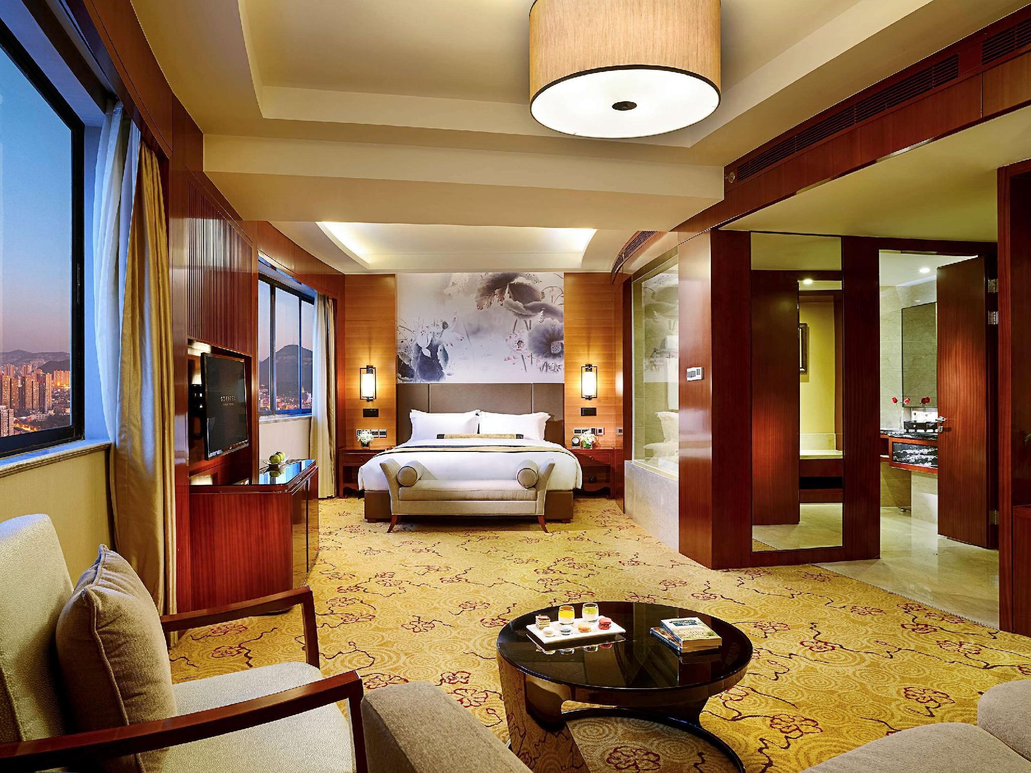 JUNIOR SUITE, KING BED