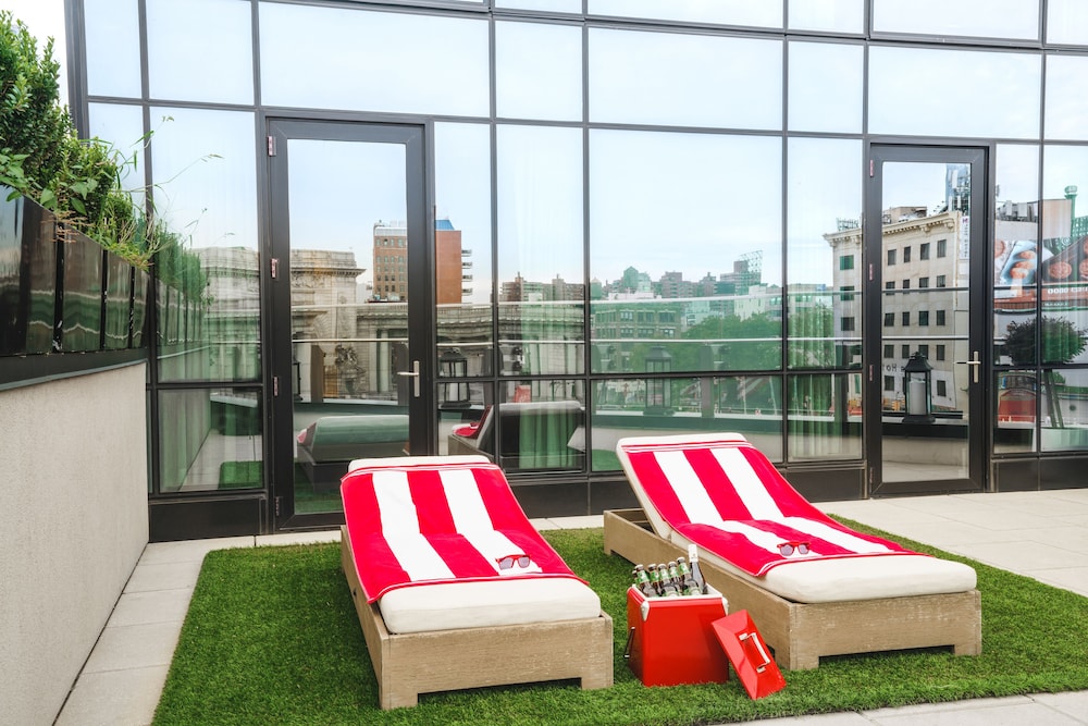 50 Bowery Hotel 54/60