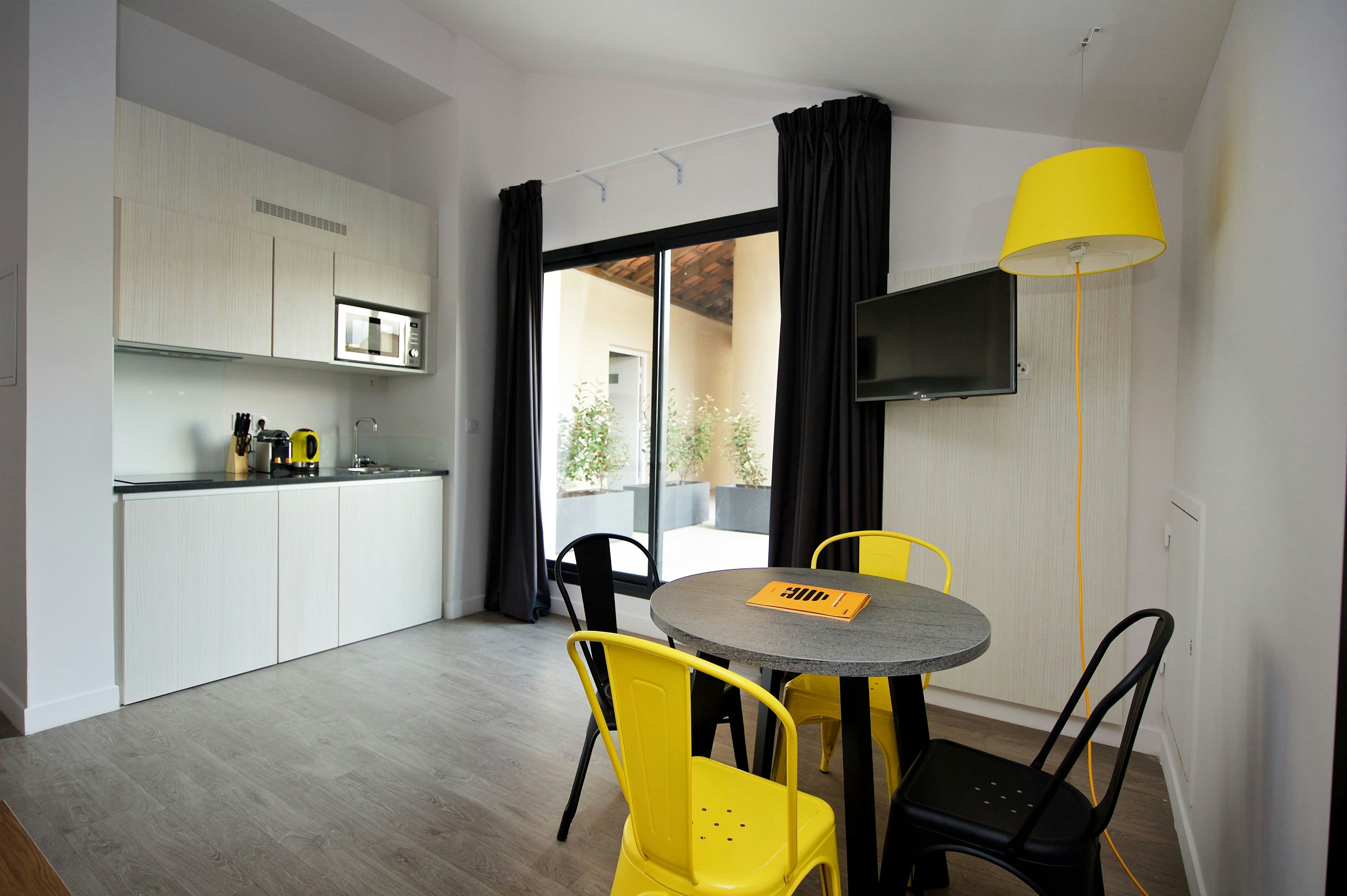 Staycity Aparthotels Centre Vieux Port 10/19