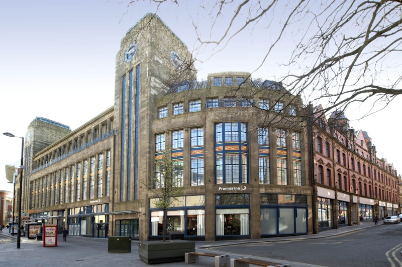 Premier Inn Newcastle City Centre (The Gate) Hotel 38/42
