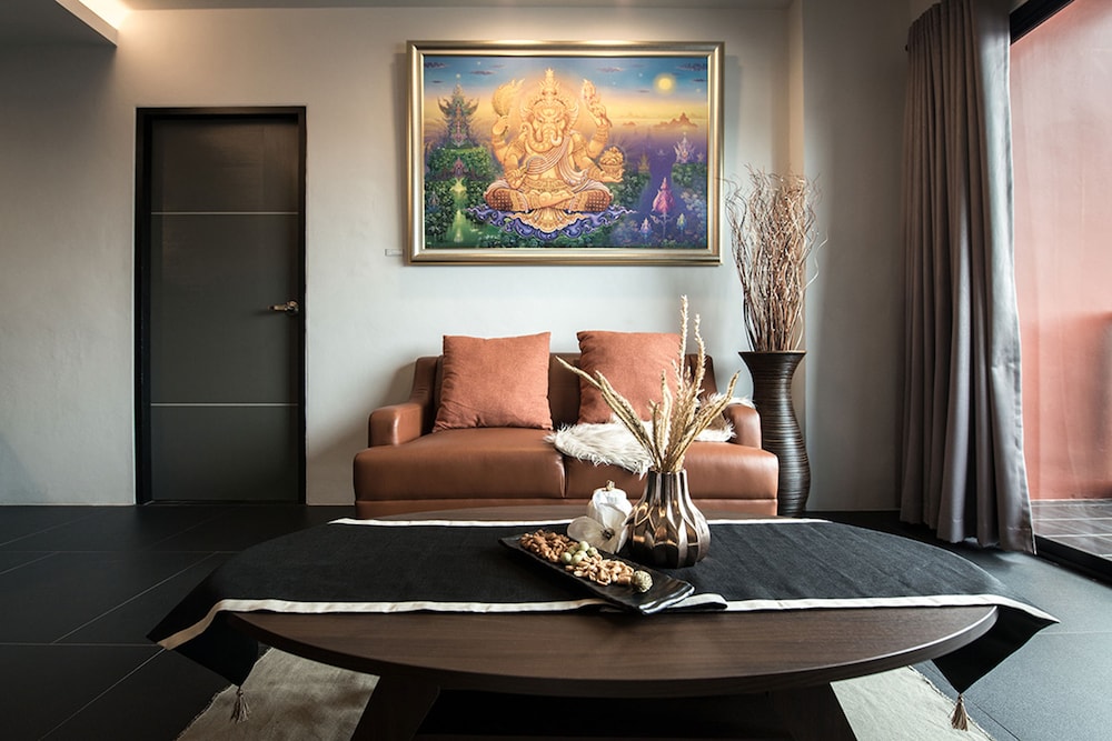 Mandy Nok Hotel 45/46