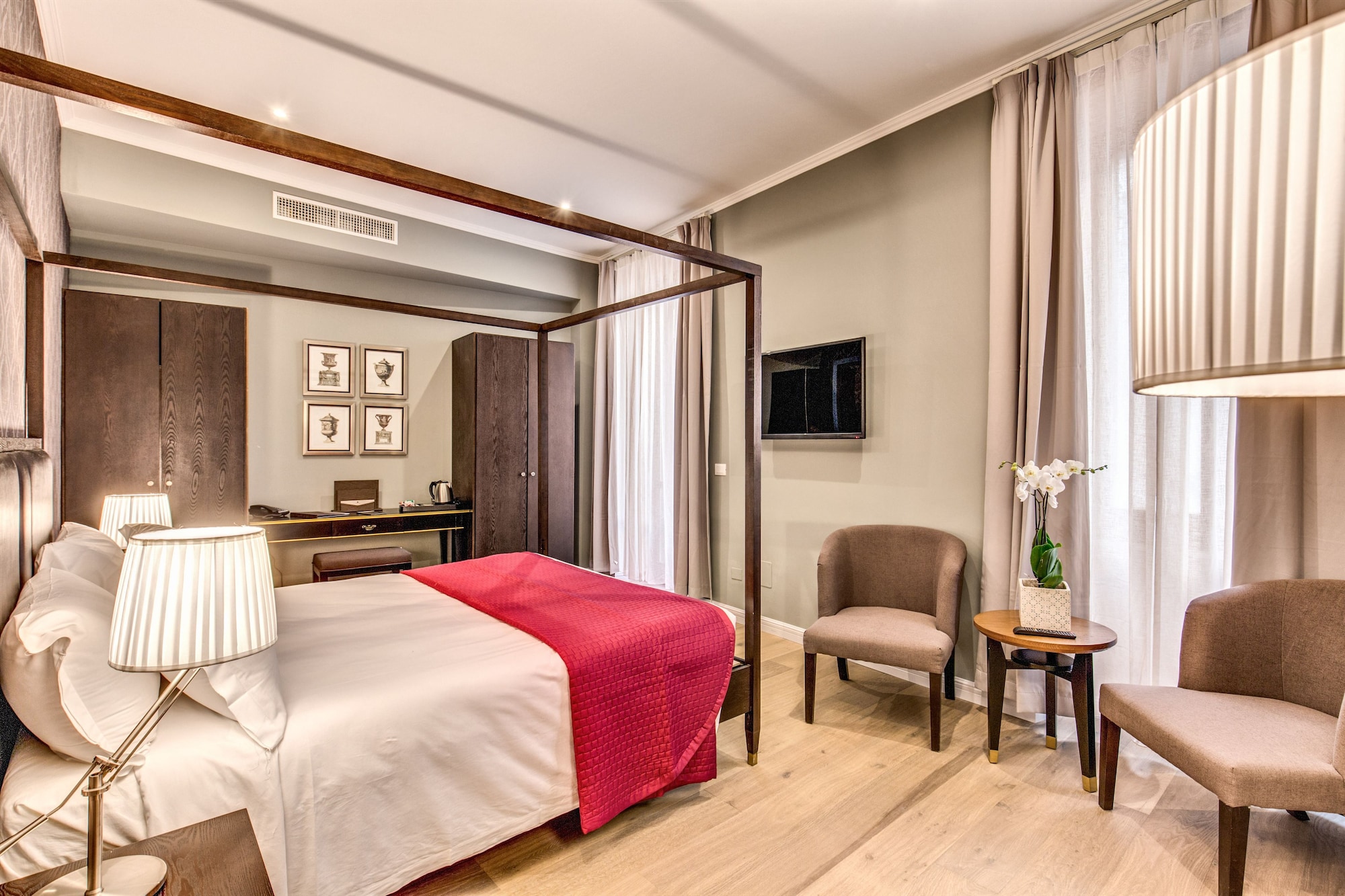 Triple Room