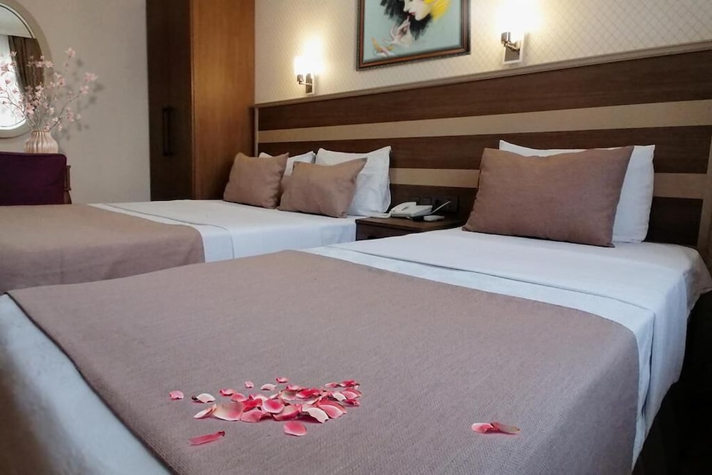 Sembol Hotel 18/46