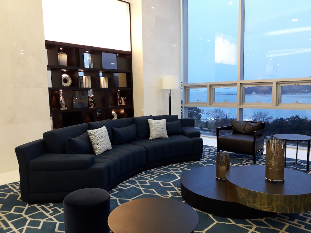 Ramada Suites by Wyndham Geoje 28/48
