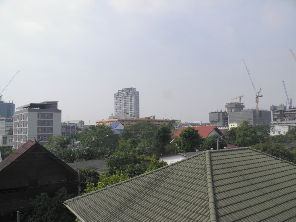 Maneeya Park Residence 43/50