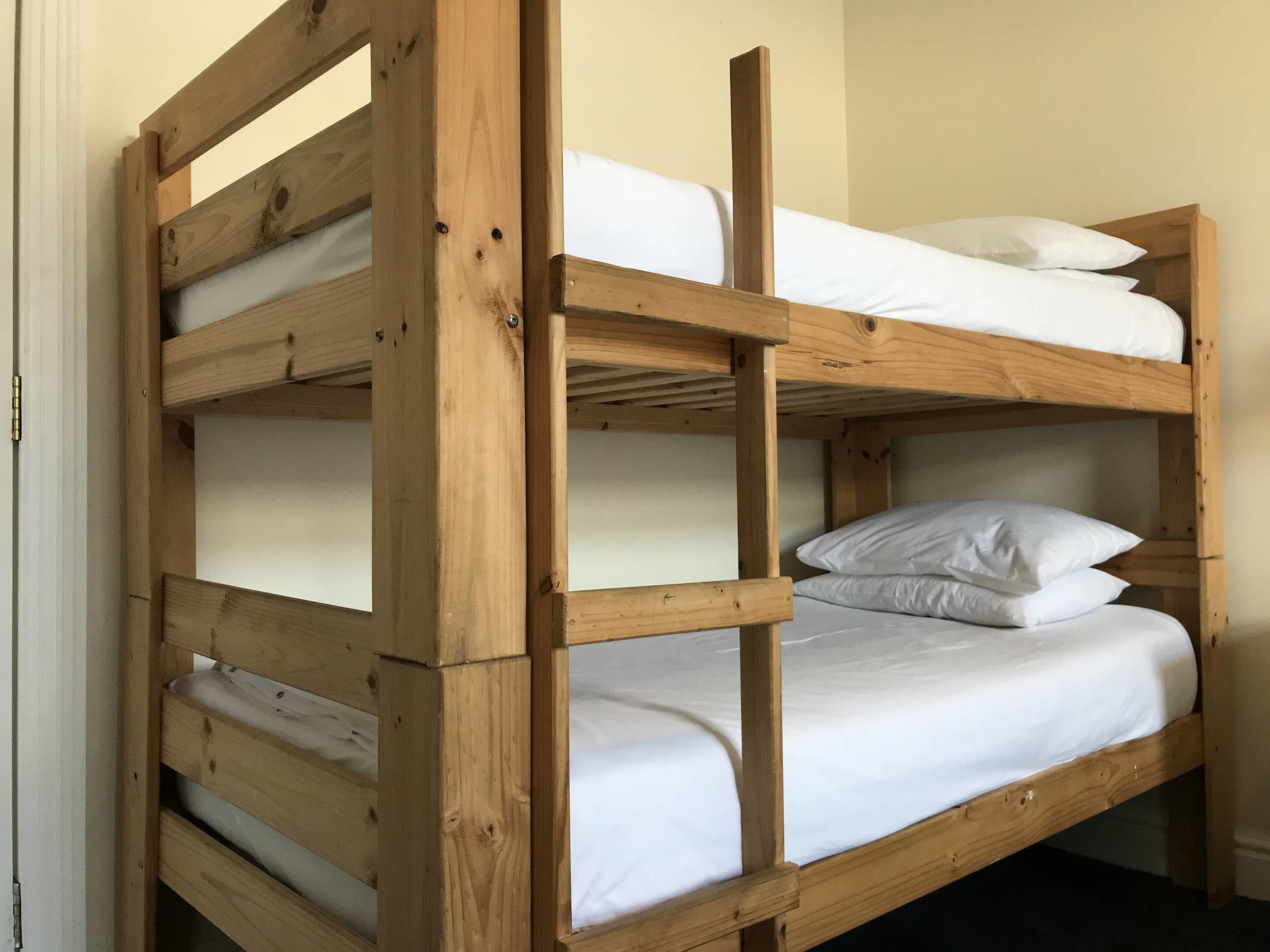 Family, Twin Beds, Bunk Bed