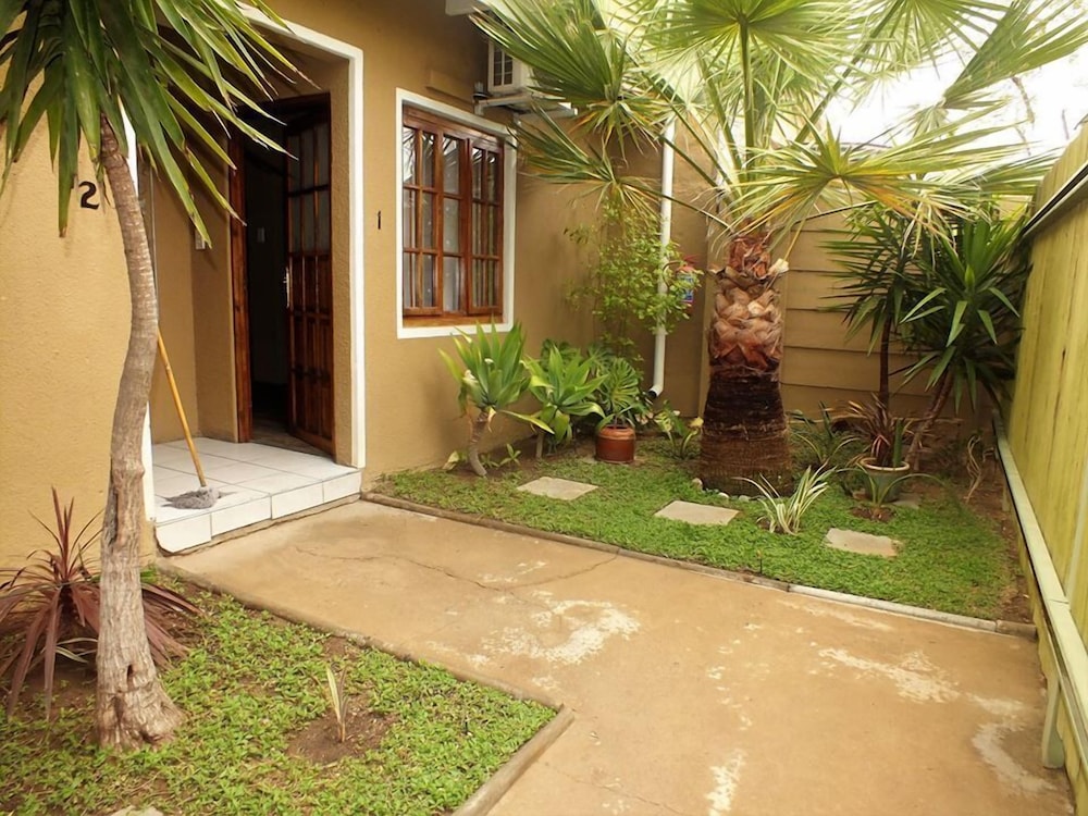 Uzuri Guesthouse 37/47