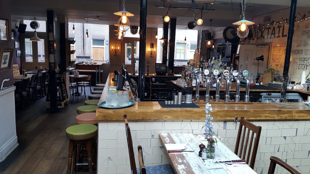 The Old Ship Inn Hackney 44/50