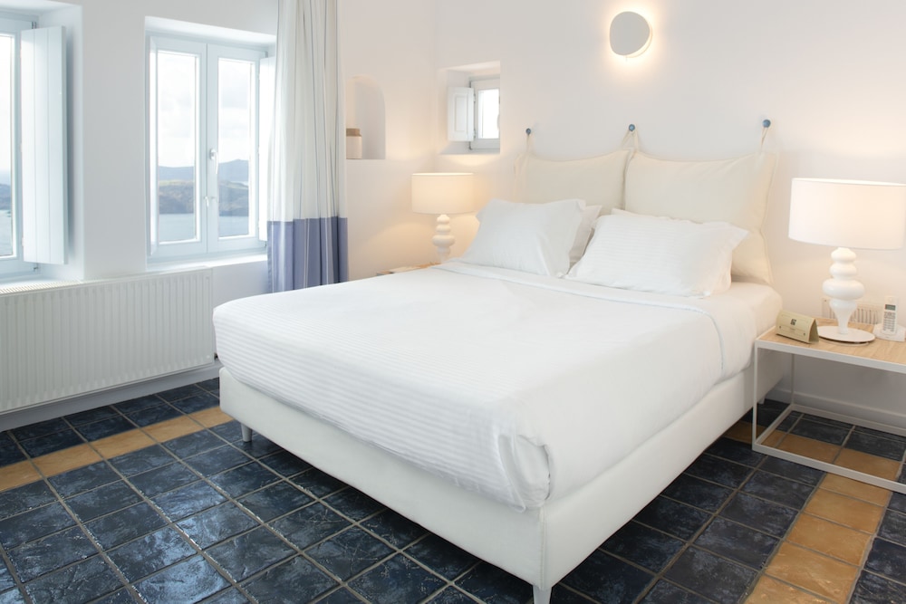 Lilium Hotel Santorini 11/51