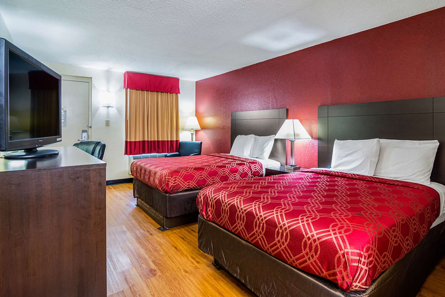 ROOM, 2 DOUBLE BEDS