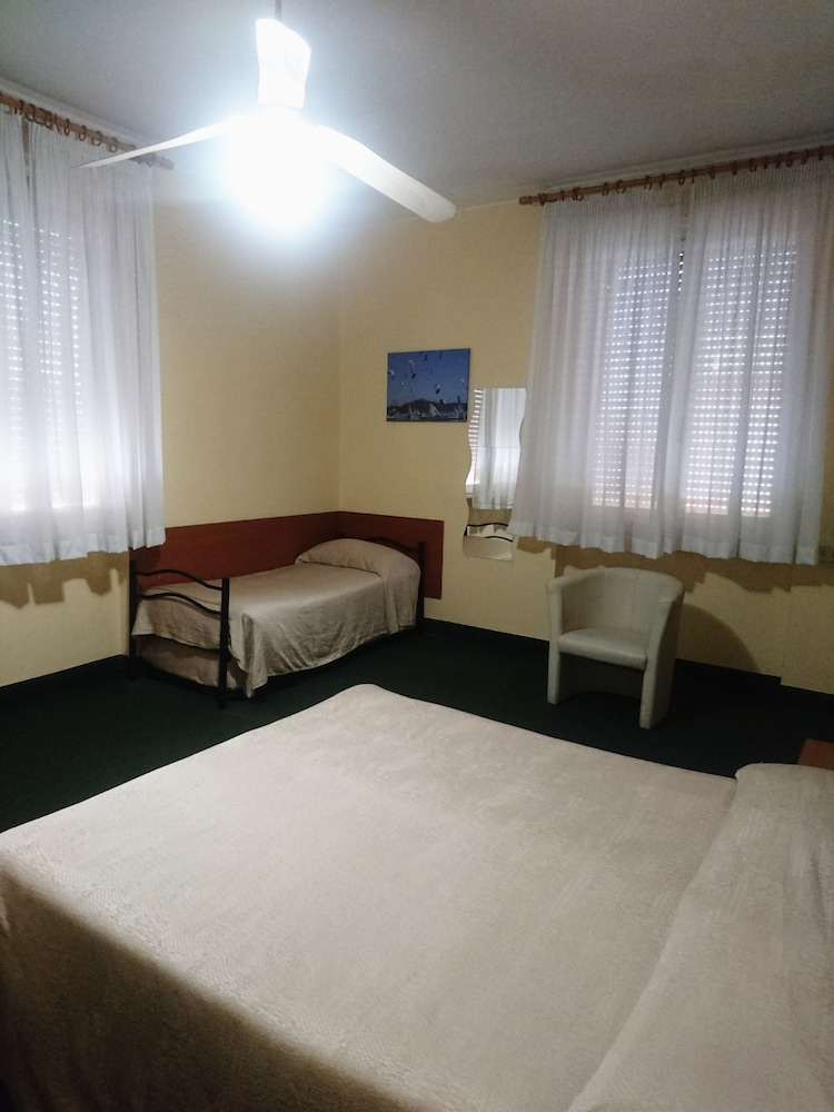 Giappone Inn Parking Hotel 4/39