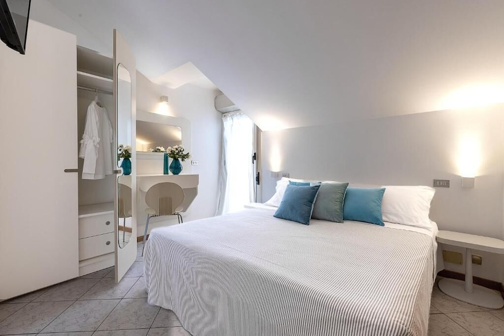 Hotel Adriatica 25/54