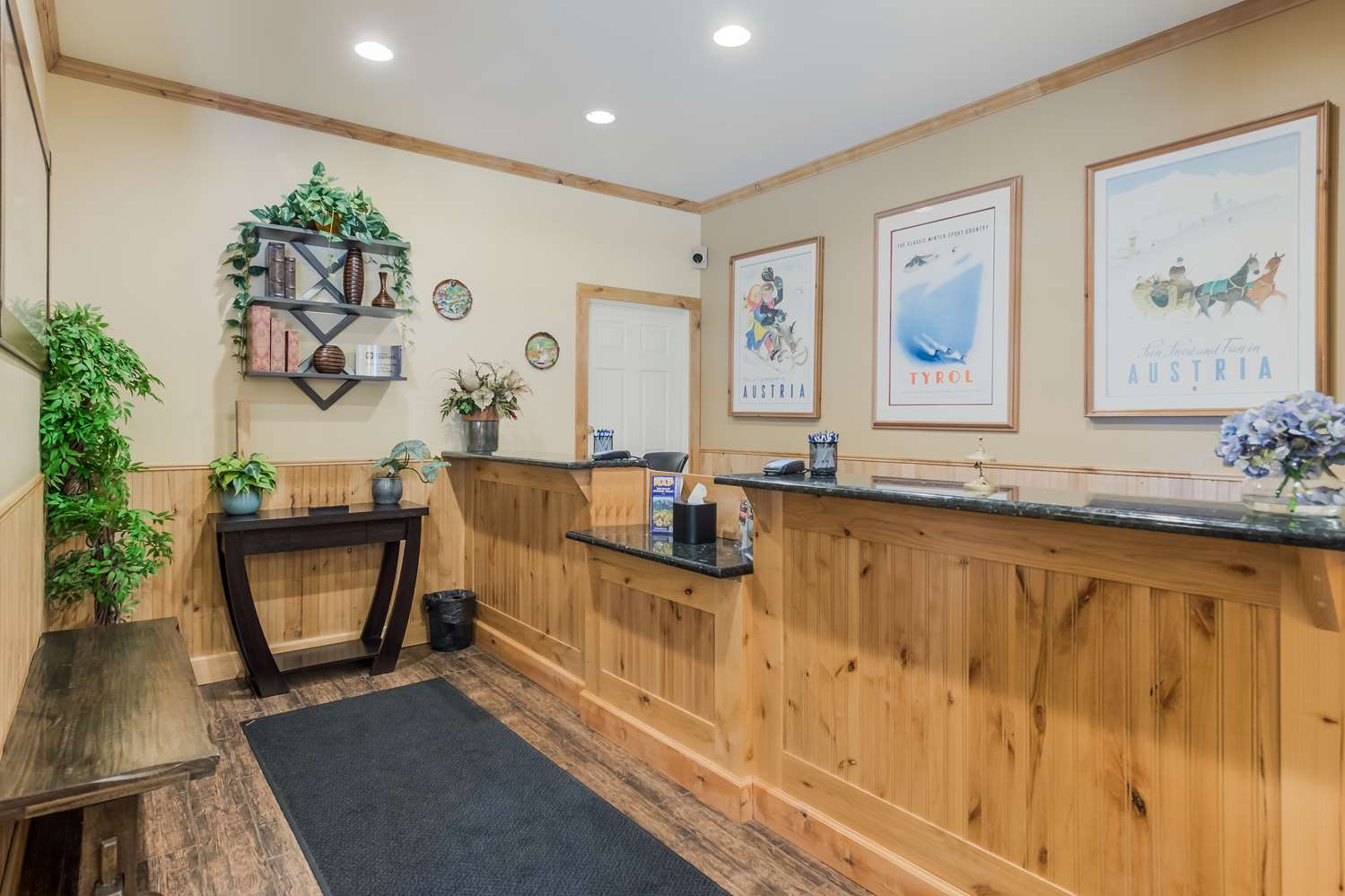 Best Western Tyrolean Lodge 7/68
