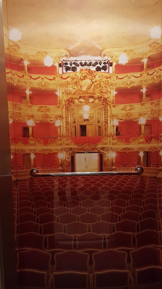Teaterhotellet 20/43