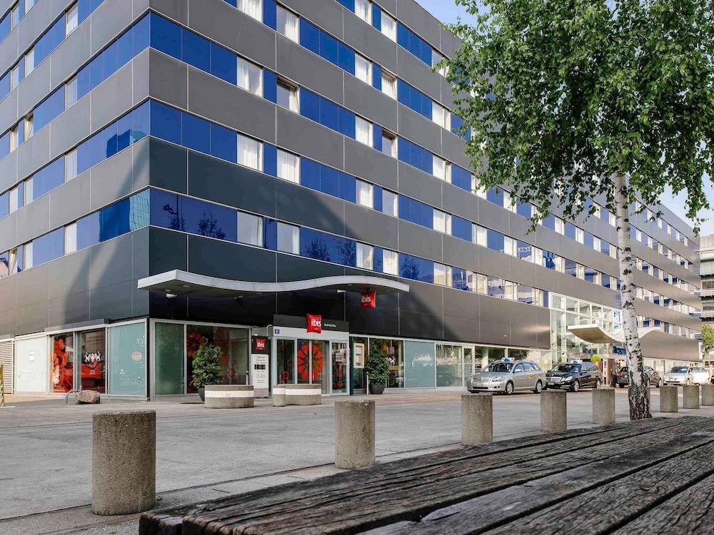 Ibis Zurich City West 66/72