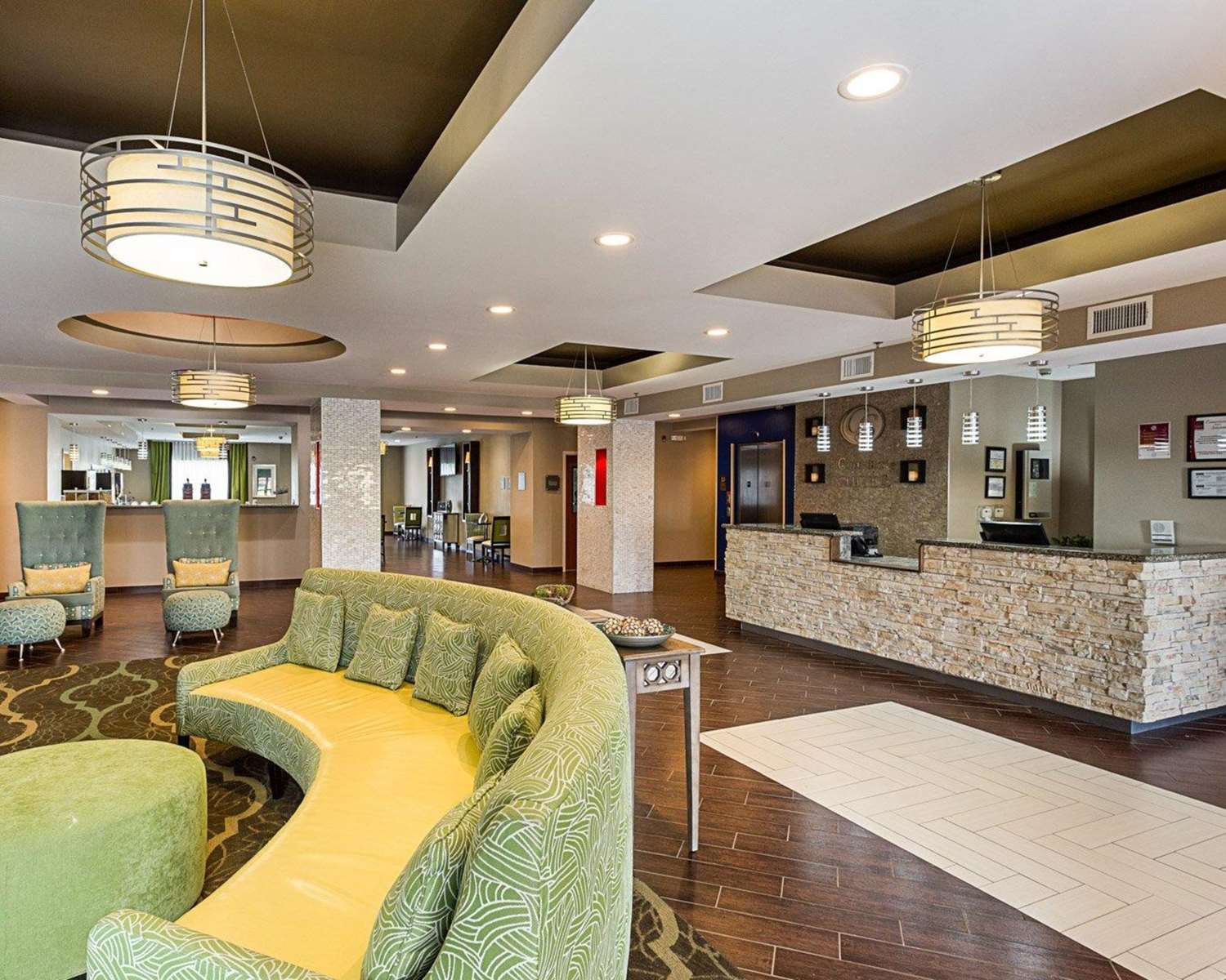 Comfort Suites Near Tanger Outlet Mall 5/18