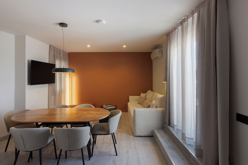 Suite Home Sagrada Familia 70/81