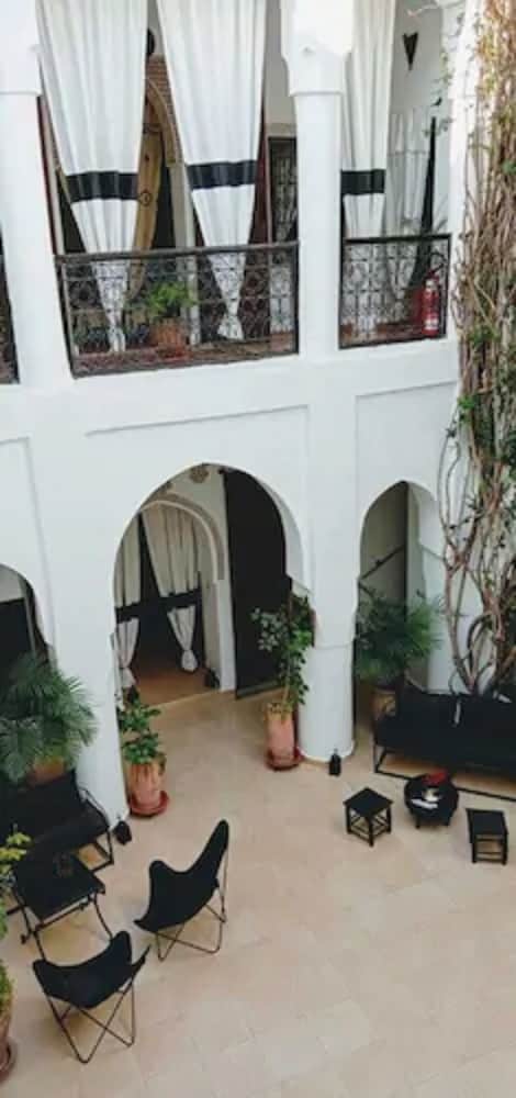 Riad Noor Charana photo1