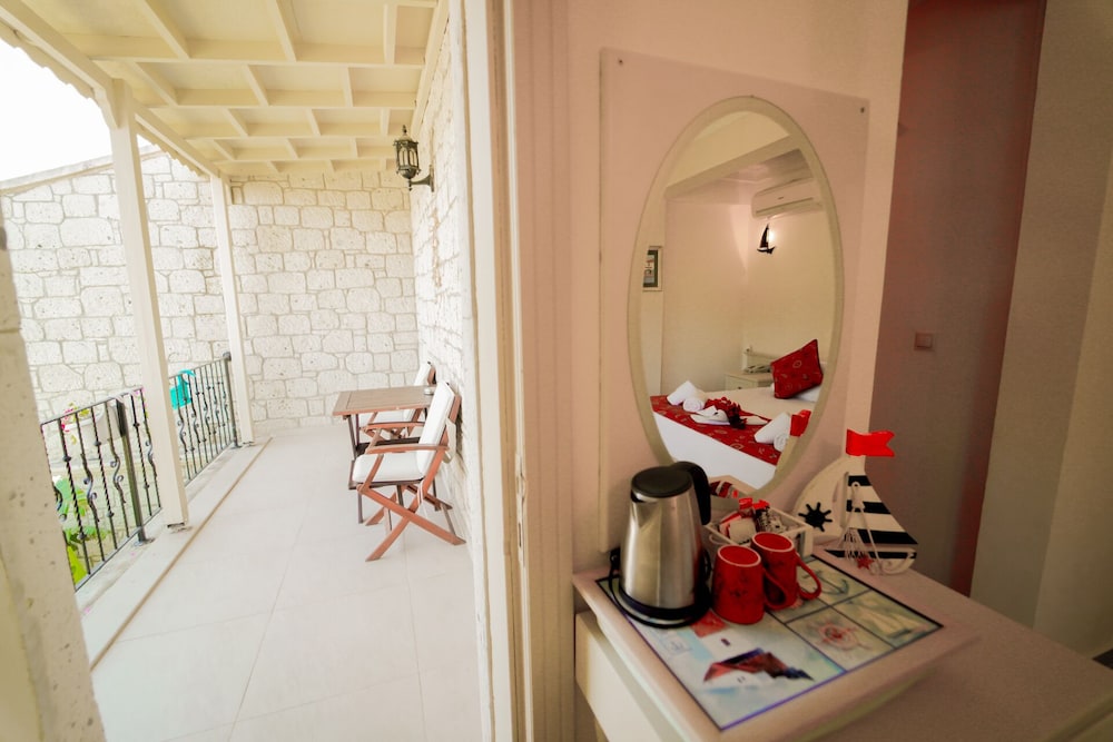 Alacati Marina Palace 49/50