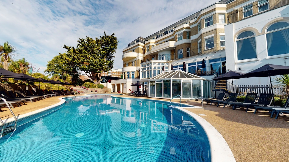 Bournemouth Carlton Hotel By Belvilla — 3