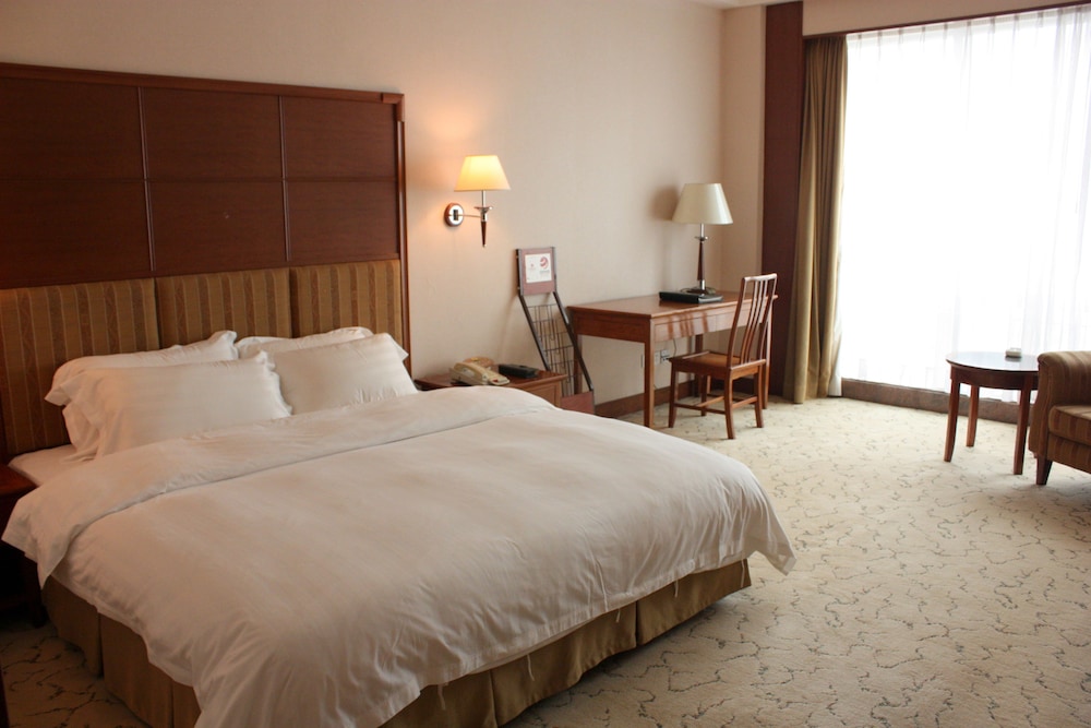 Gladden Hotel Shilong 17/58