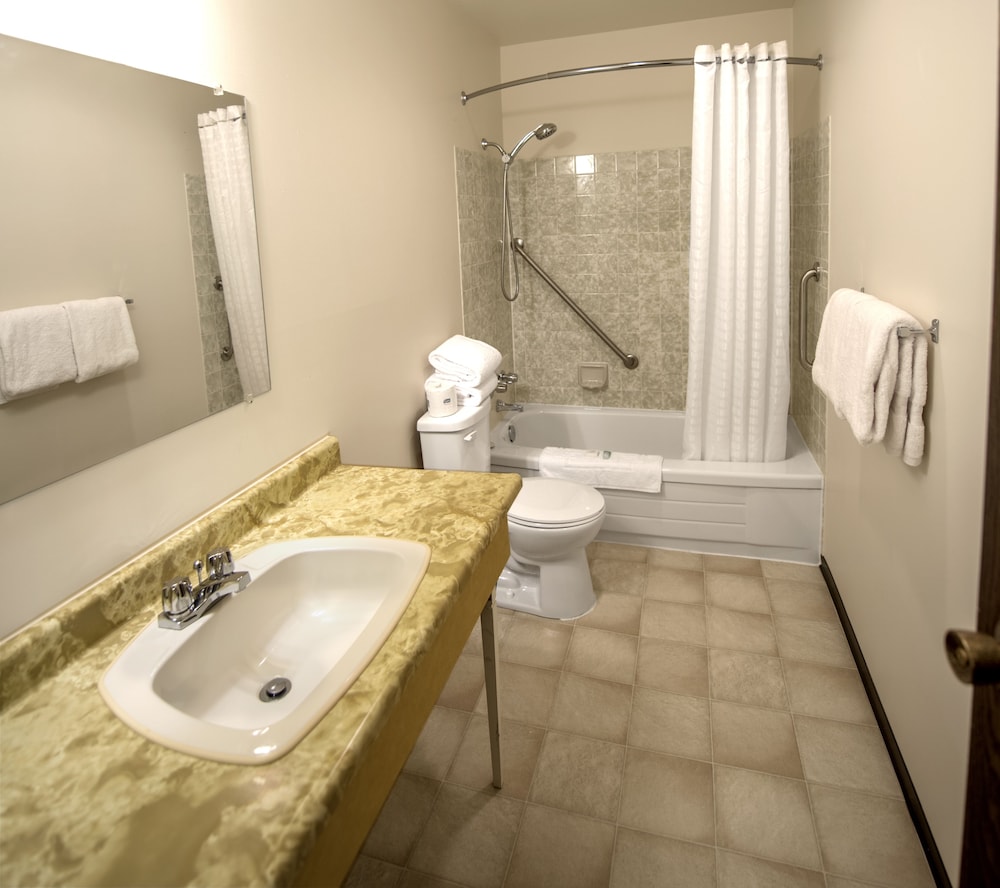 Robin Hood Inn & Suites 13/59