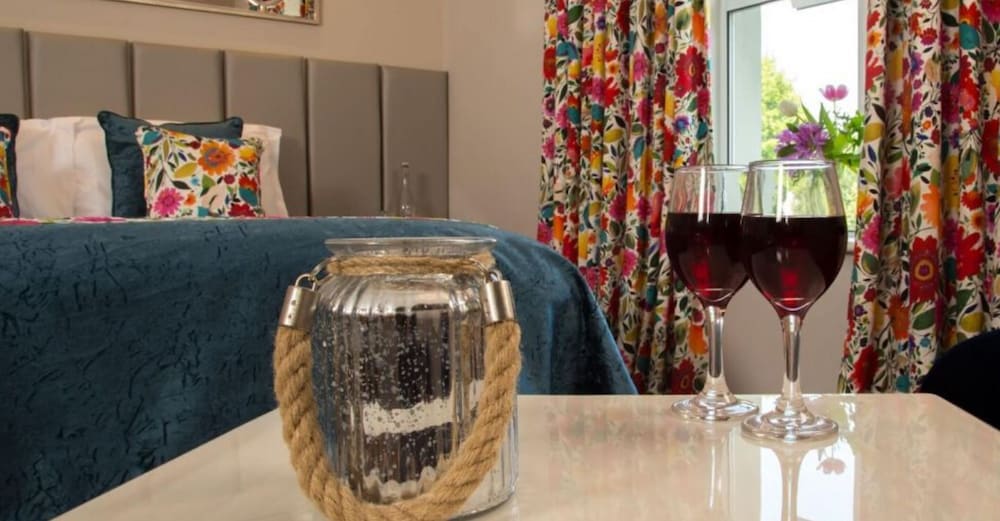 Corks Vienna Woods Hotel and Villas 8/70