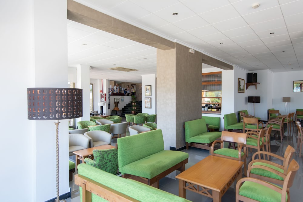 Hotel More 46/63