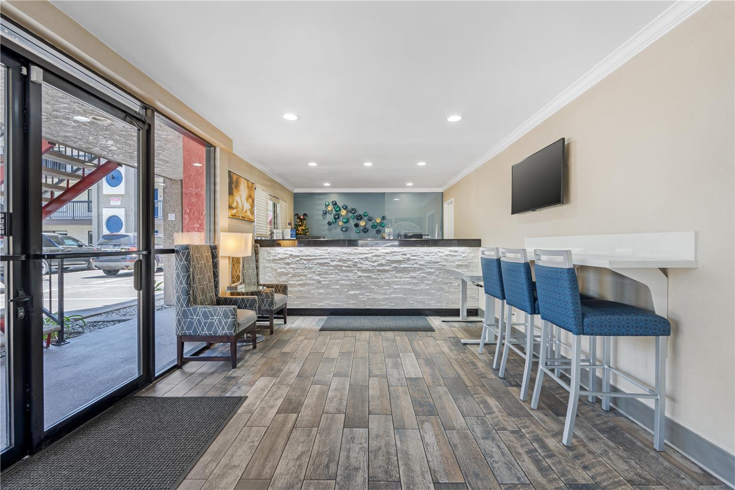 Best Western Courtesy Inn - Anaheim Park Hotel 5/31