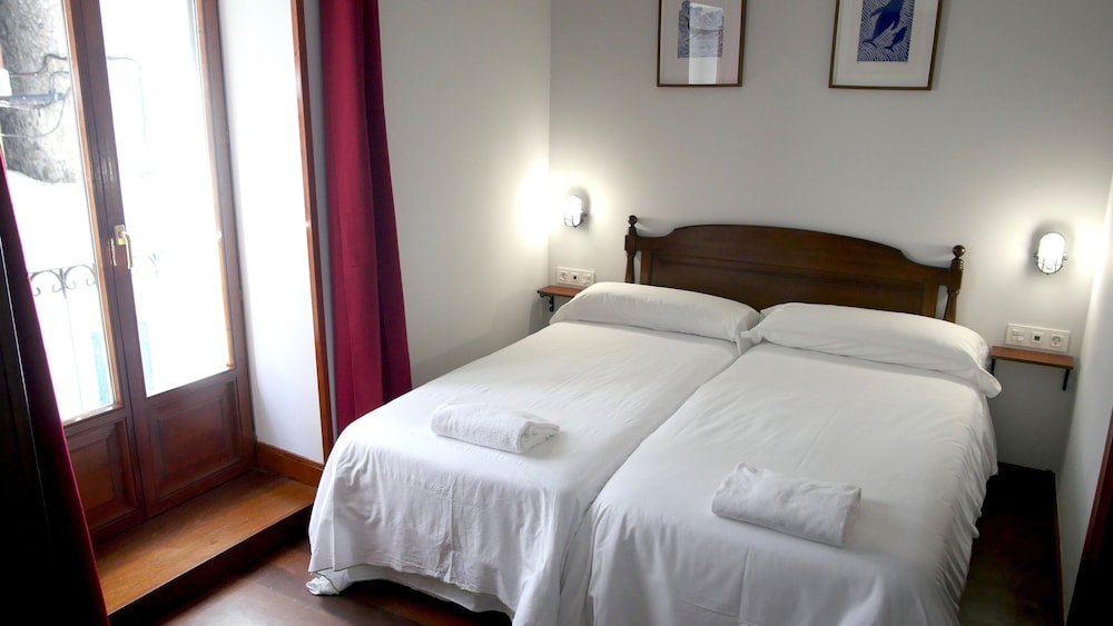 Hotel Branka، بيرميو 18/50