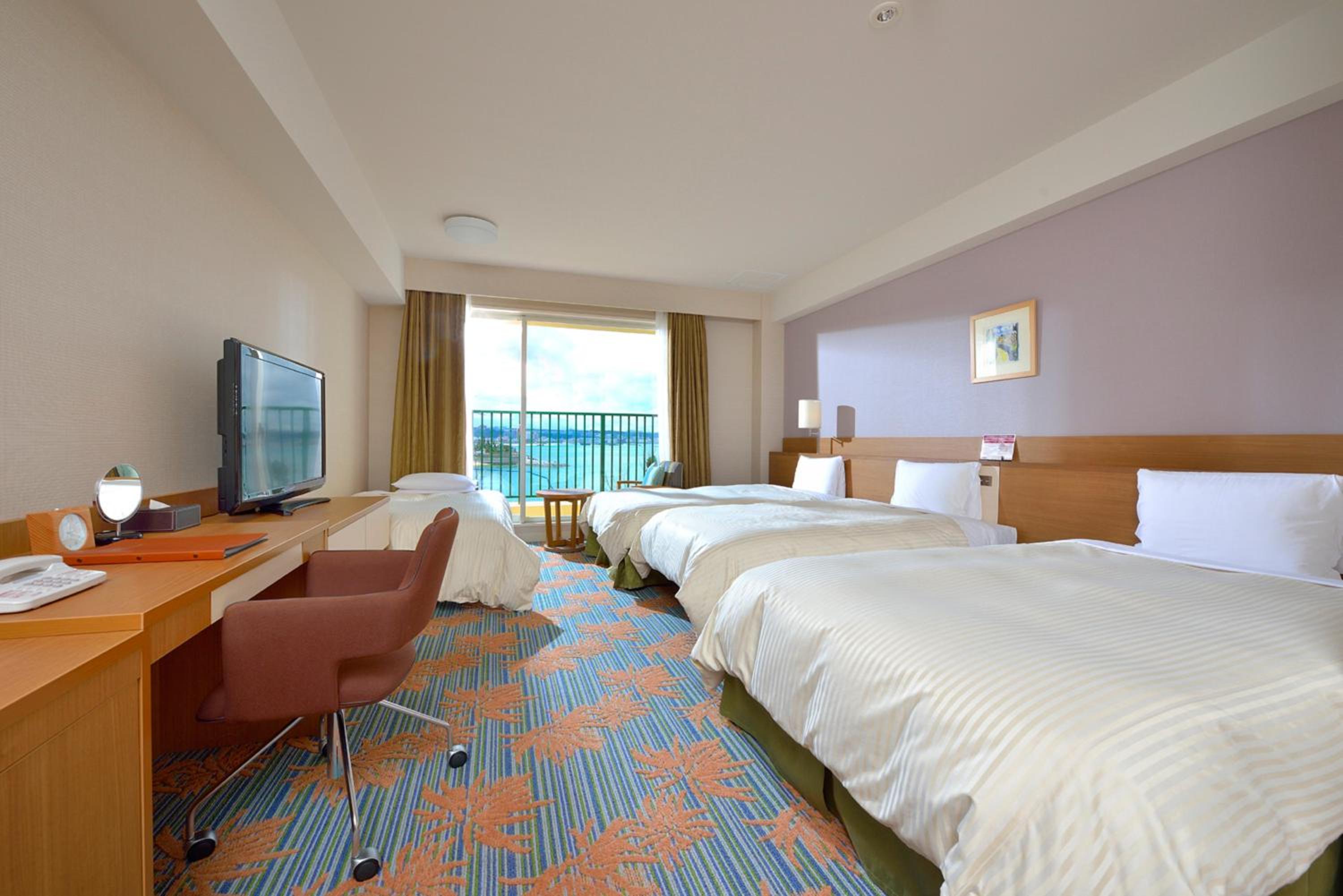 Standard, Quadruple, Sea View
