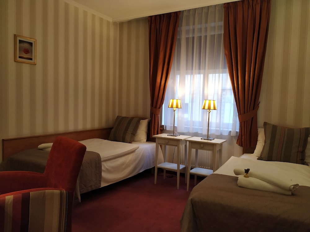Hotel Stare Miasto Old Town 31/67