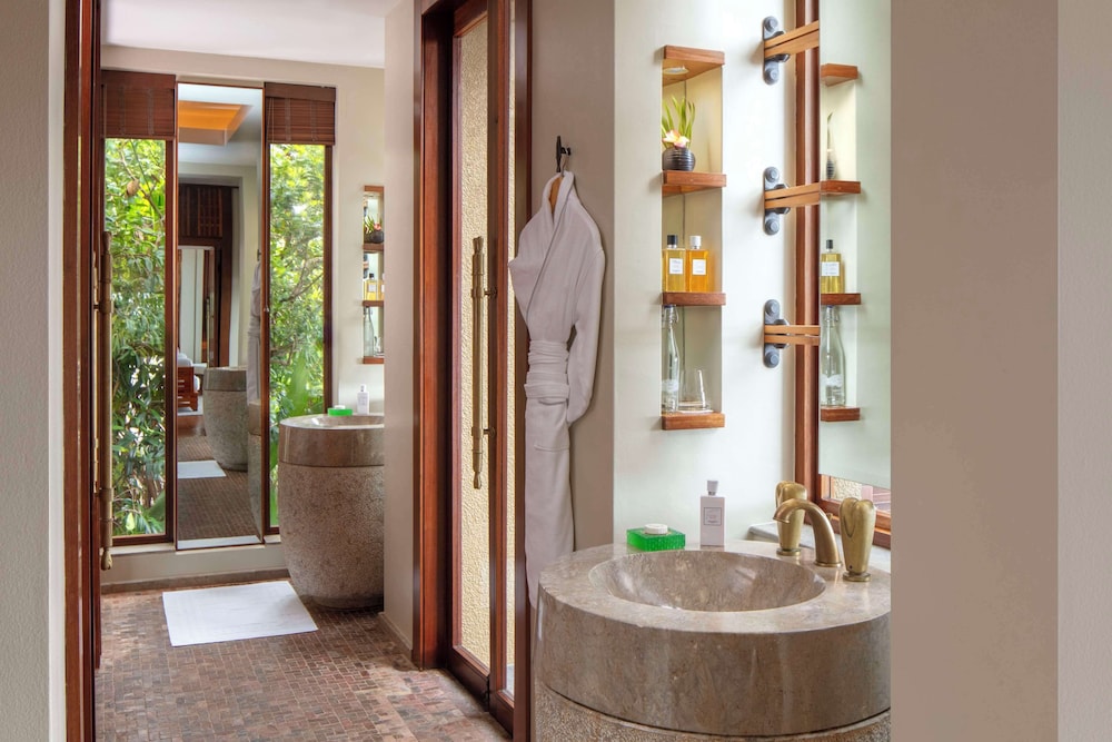 Anantara Maia Seychelles Villas 69/72