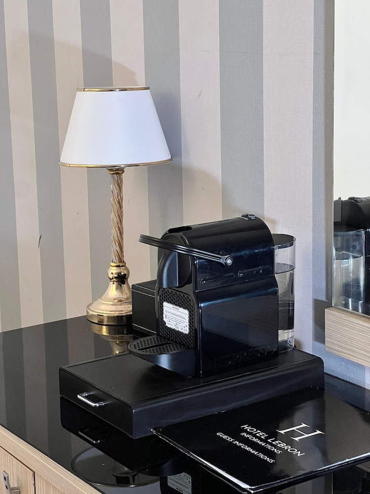 Hotel Lebron Paris 17/49