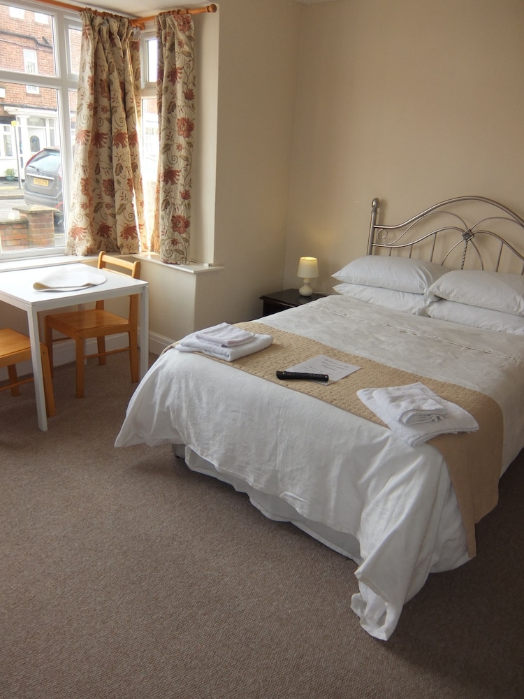 The Monsell Hotel 11/34