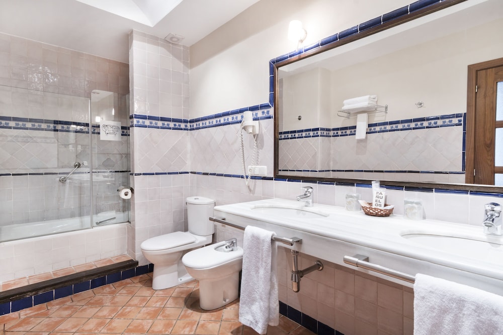 غرفة قياسية بسرير مزدوج أو سريرين منفصلين، CASA PALACIO PILAR DEL TORO 8/9