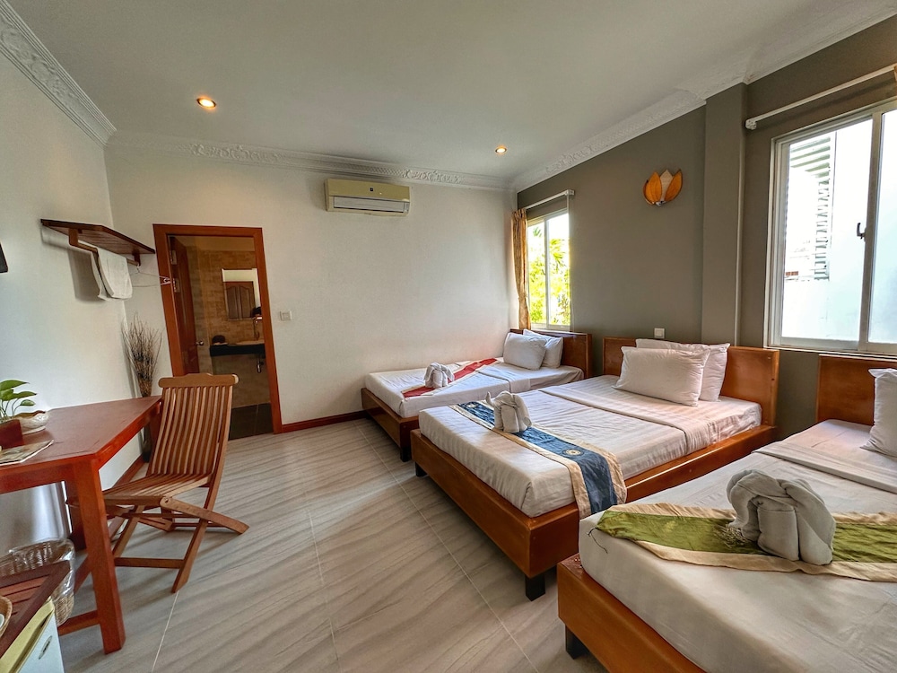 Villa Um Theara 11/57