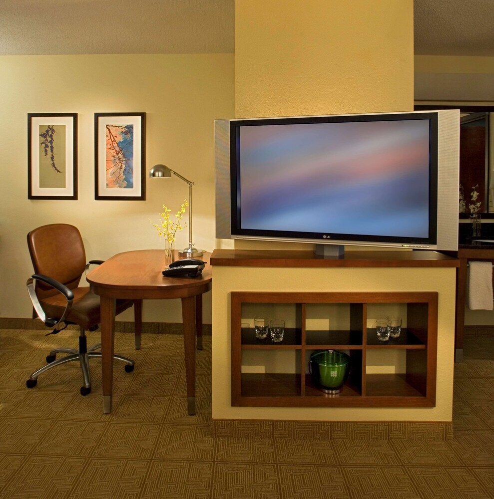 Hyatt Place North Charleston 41/44