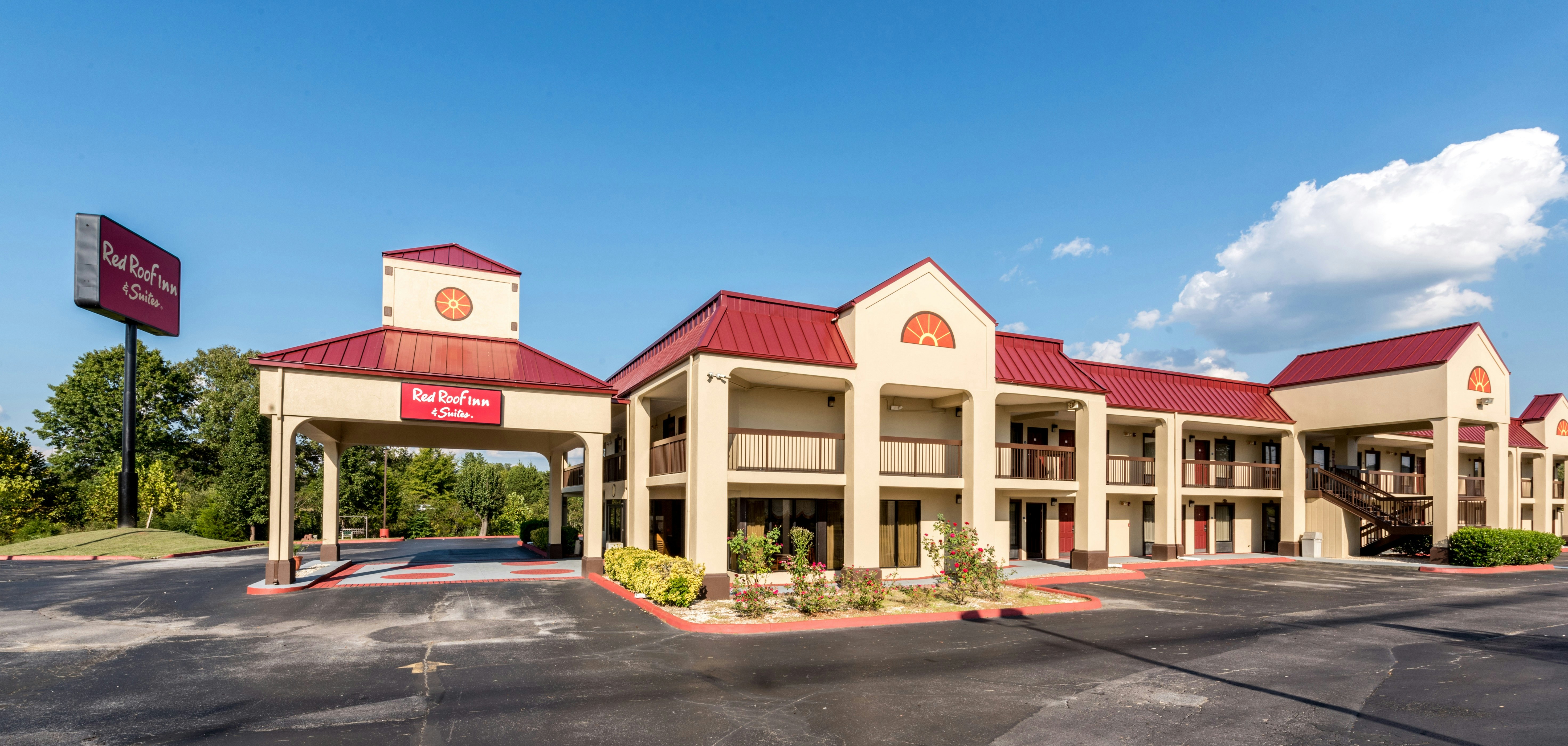Red Roof Inn & Suites Clinton 12/41