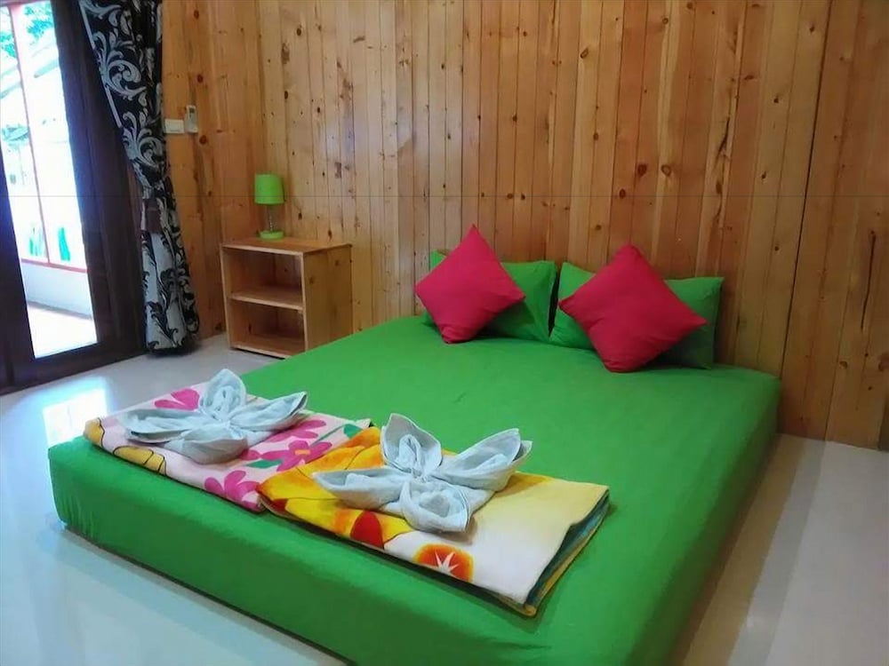 Klong Mad Good View Homestay 8/20