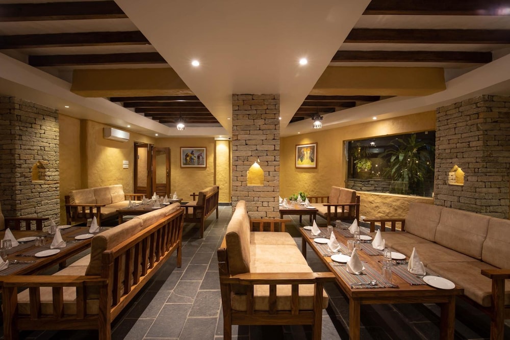 Bar Peepal Resort 38/50